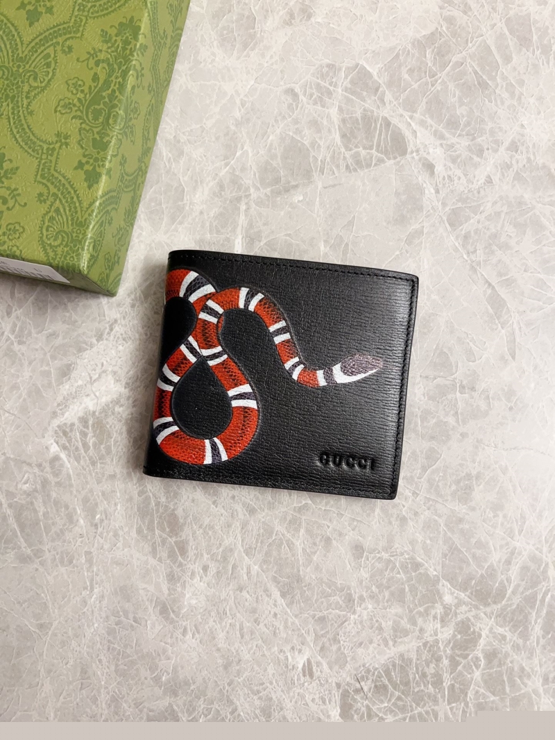 G*u*i wallets & purse